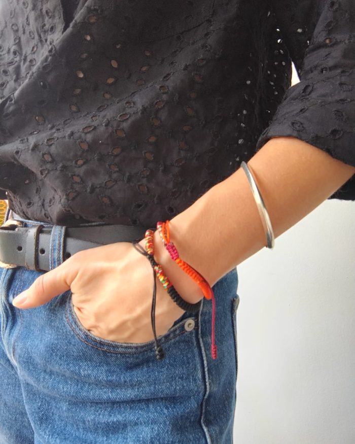 Pulsera Tibetana naranja con colores mixtos- buena suerte